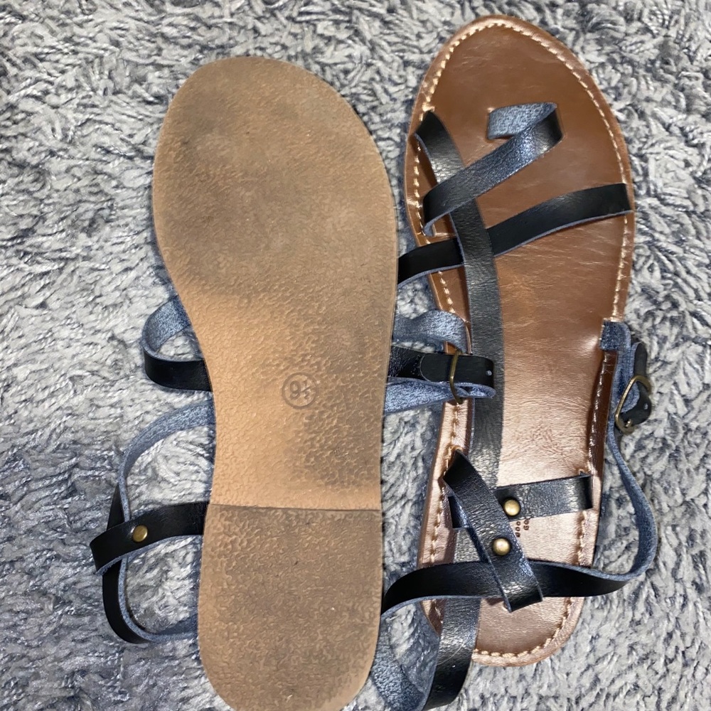 Sandals - Picture 2 of 2